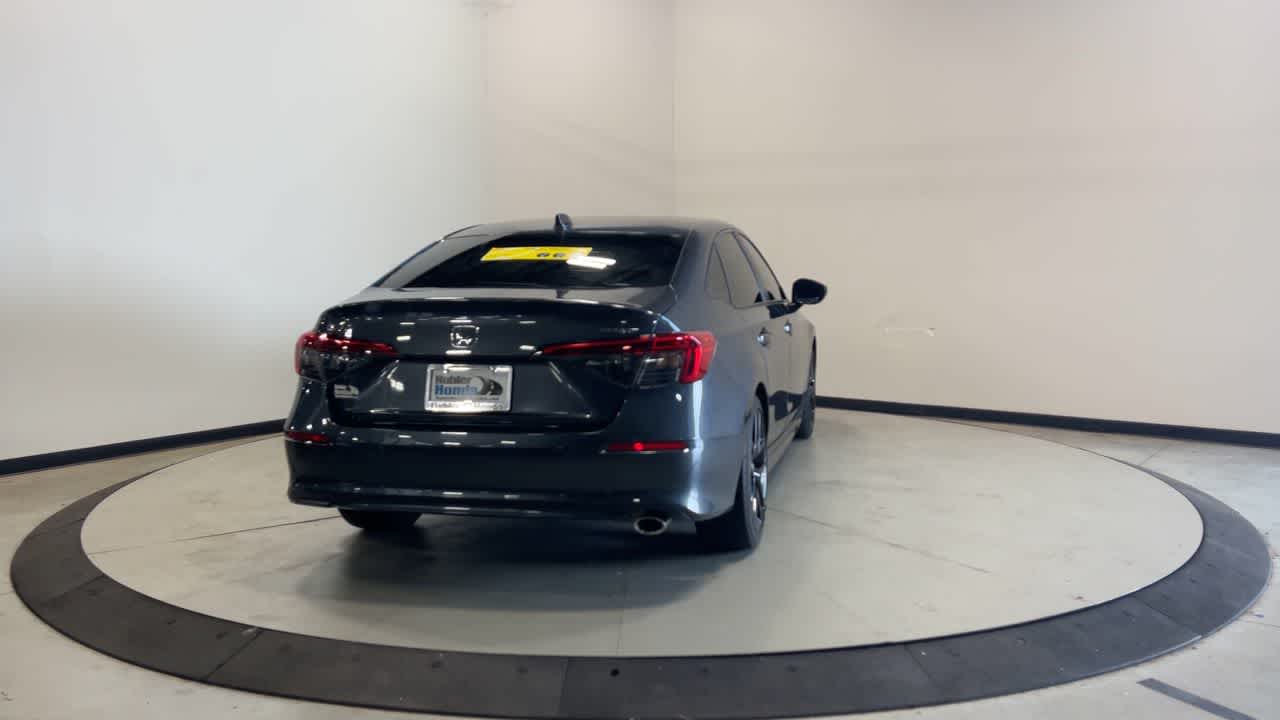 2024 Honda Civic — side profile view