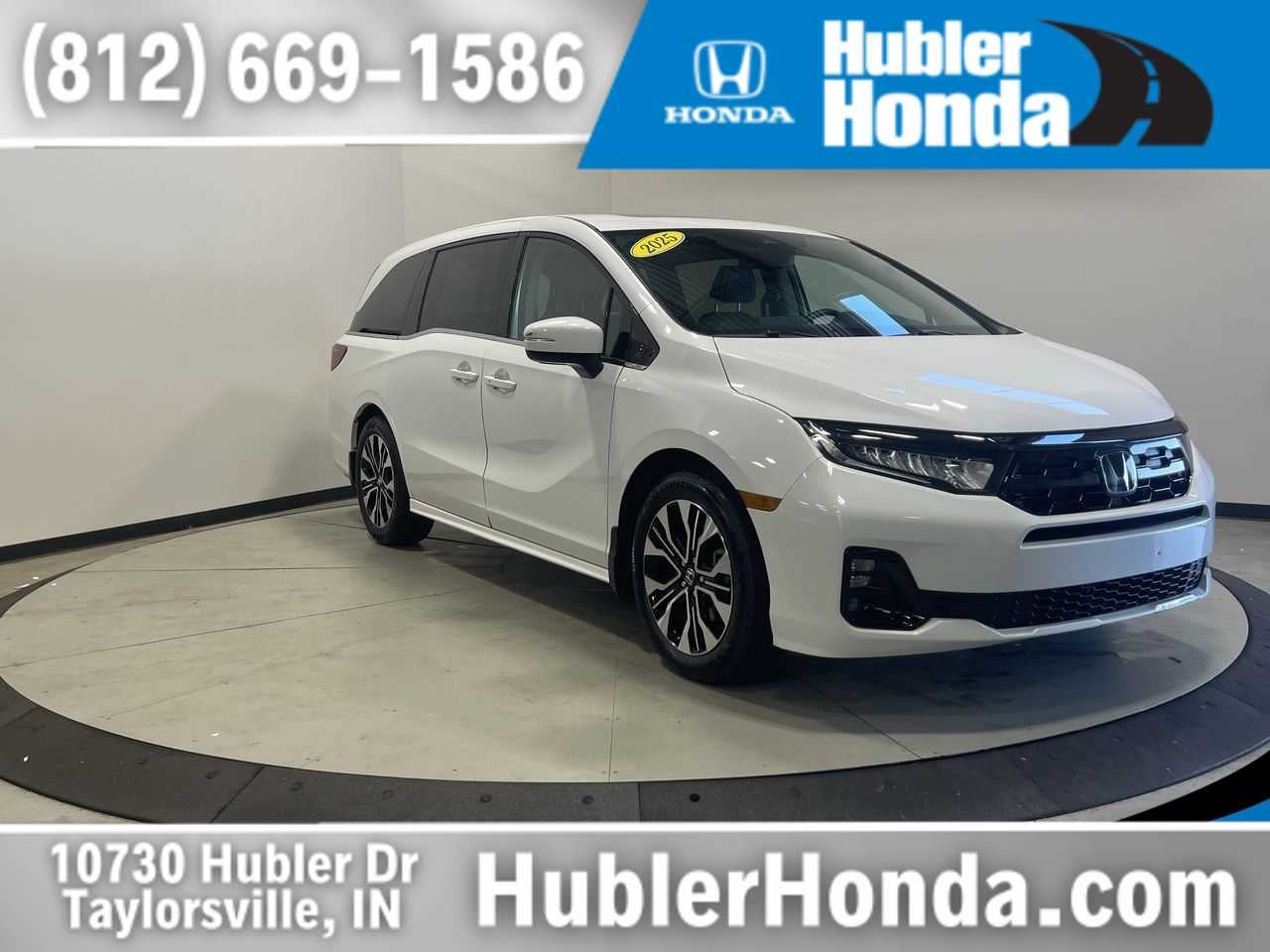 2025 Honda Odyssey Elite in Platinum White Pearl — front three-quarter view