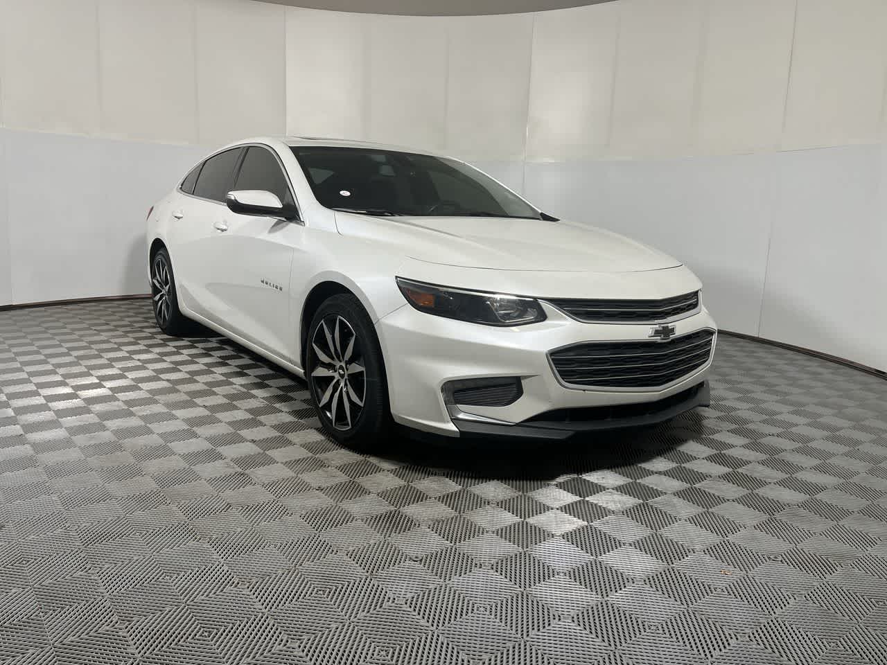 2017 Chevrolet Malibu — side profile view