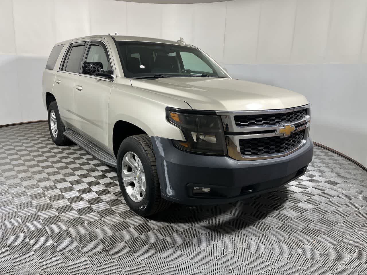 2015 Chevrolet Tahoe — side profile view