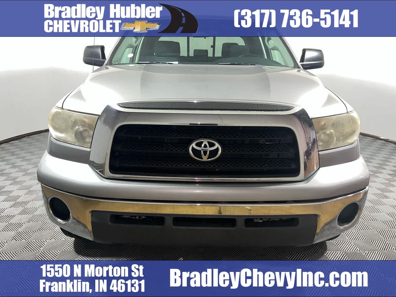 2007 Toyota Tundra SR5 in Gray — front three-quarter view