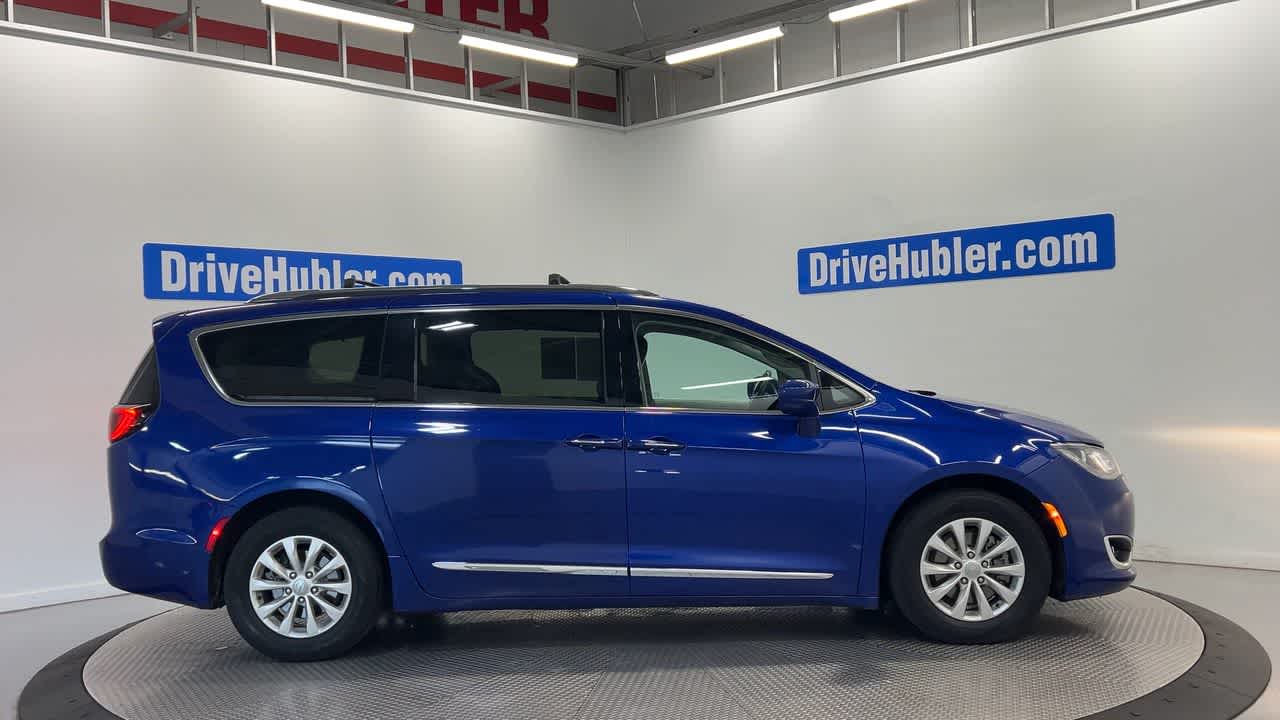 2018 Chrysler Pacifica — rear three-quarter view