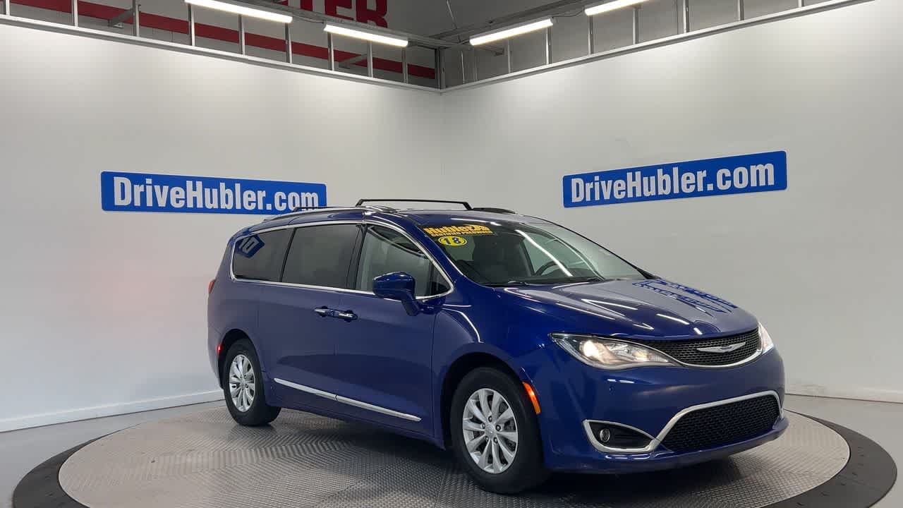 2018 Chrysler Pacifica — interior view