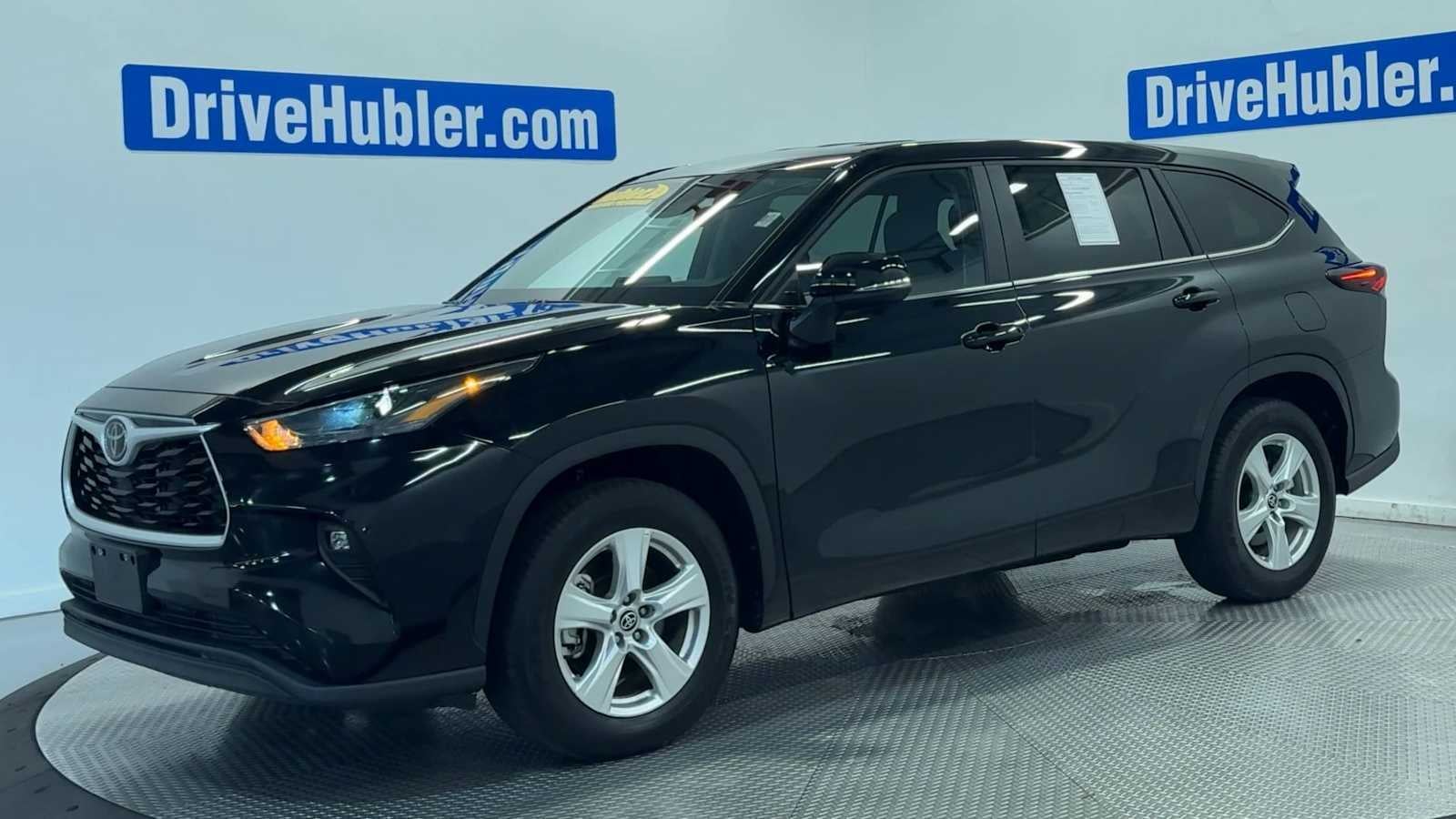 2025 Toyota Highlander — interior view