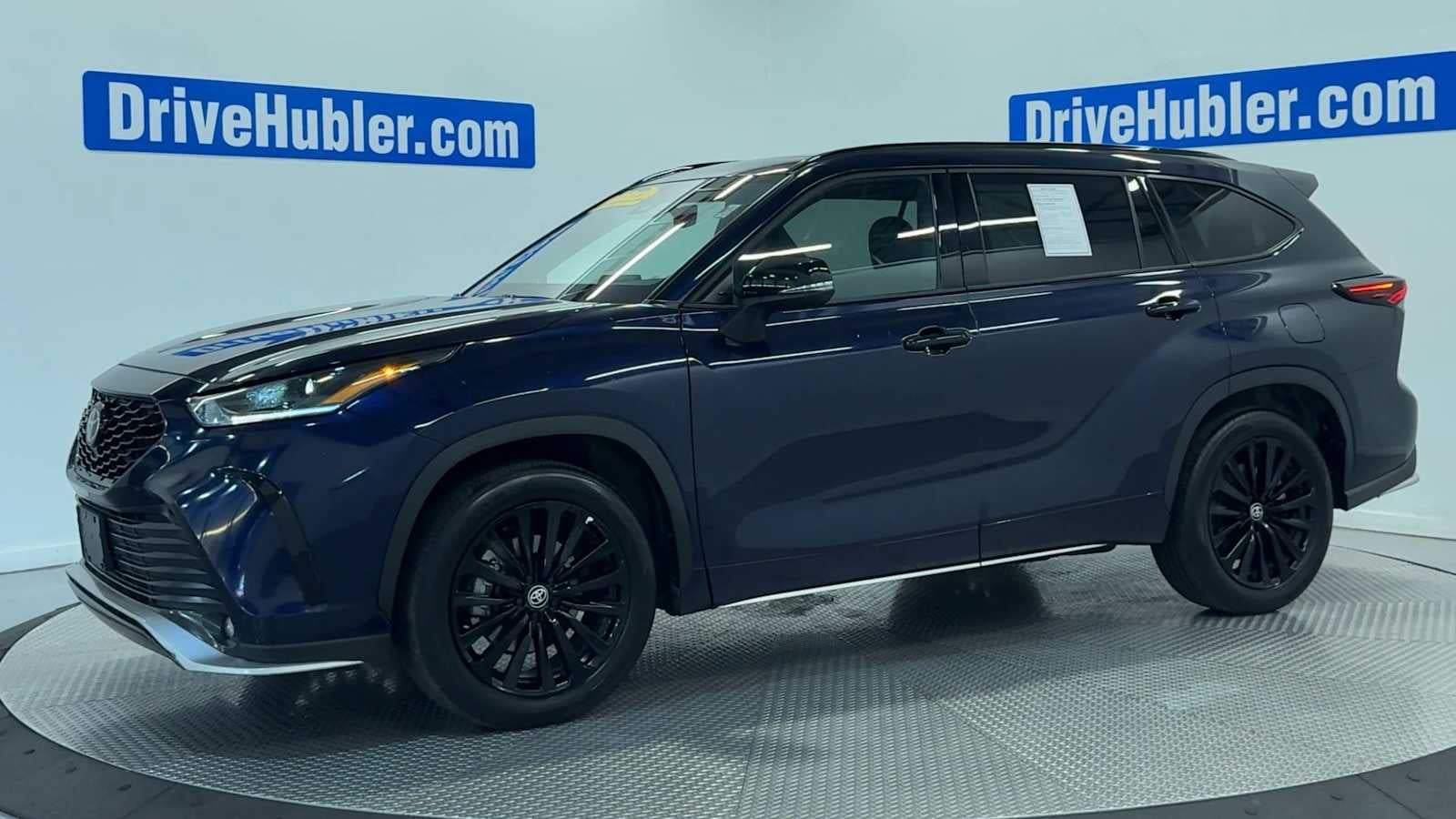 2025 Toyota Highlander — interior view
