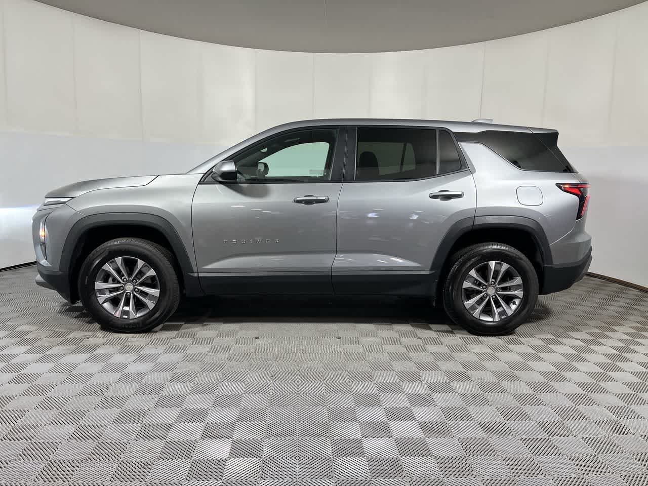 2025 Chevrolet Equinox — detail view