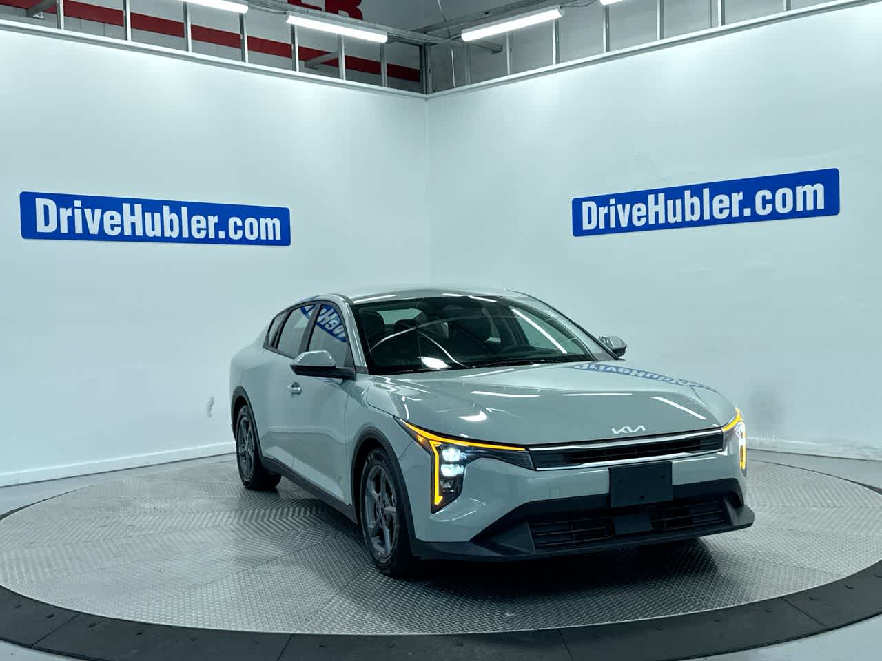 2025 Kia K4 LXS in Morning Haze — front three-quarter view